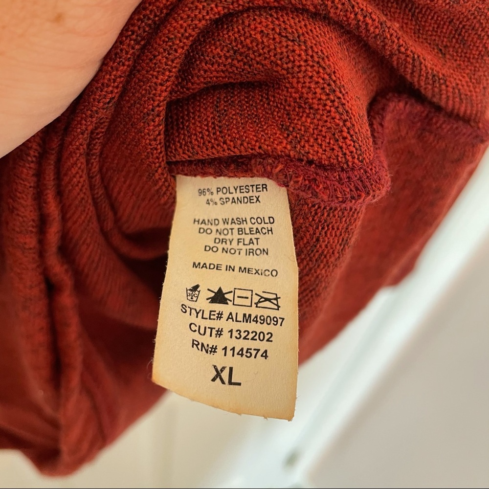 Pleione Red Heather Top - Picture 6 of 6